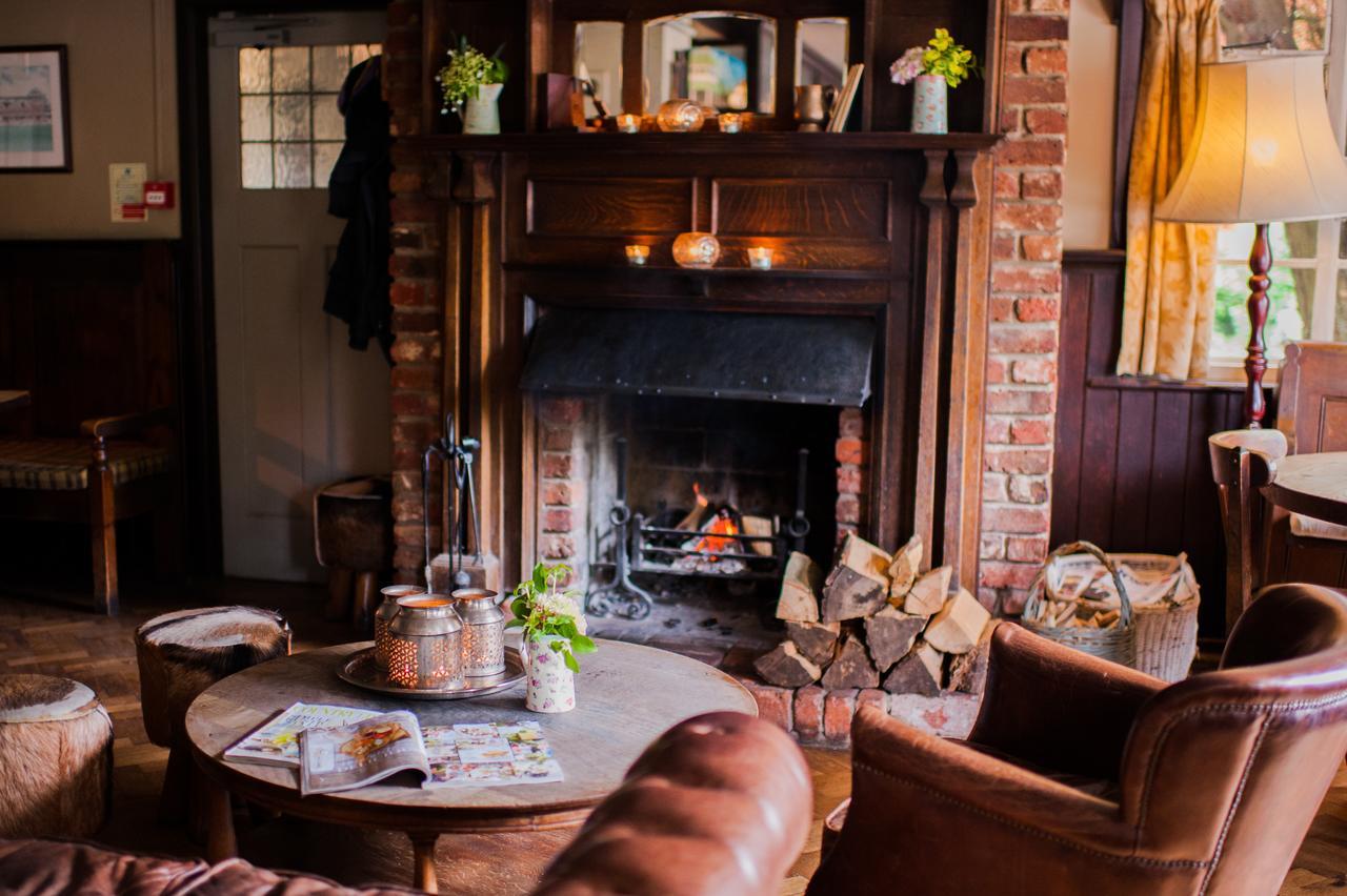 The Thomas Lord Hotel West Meon Kültér fotó