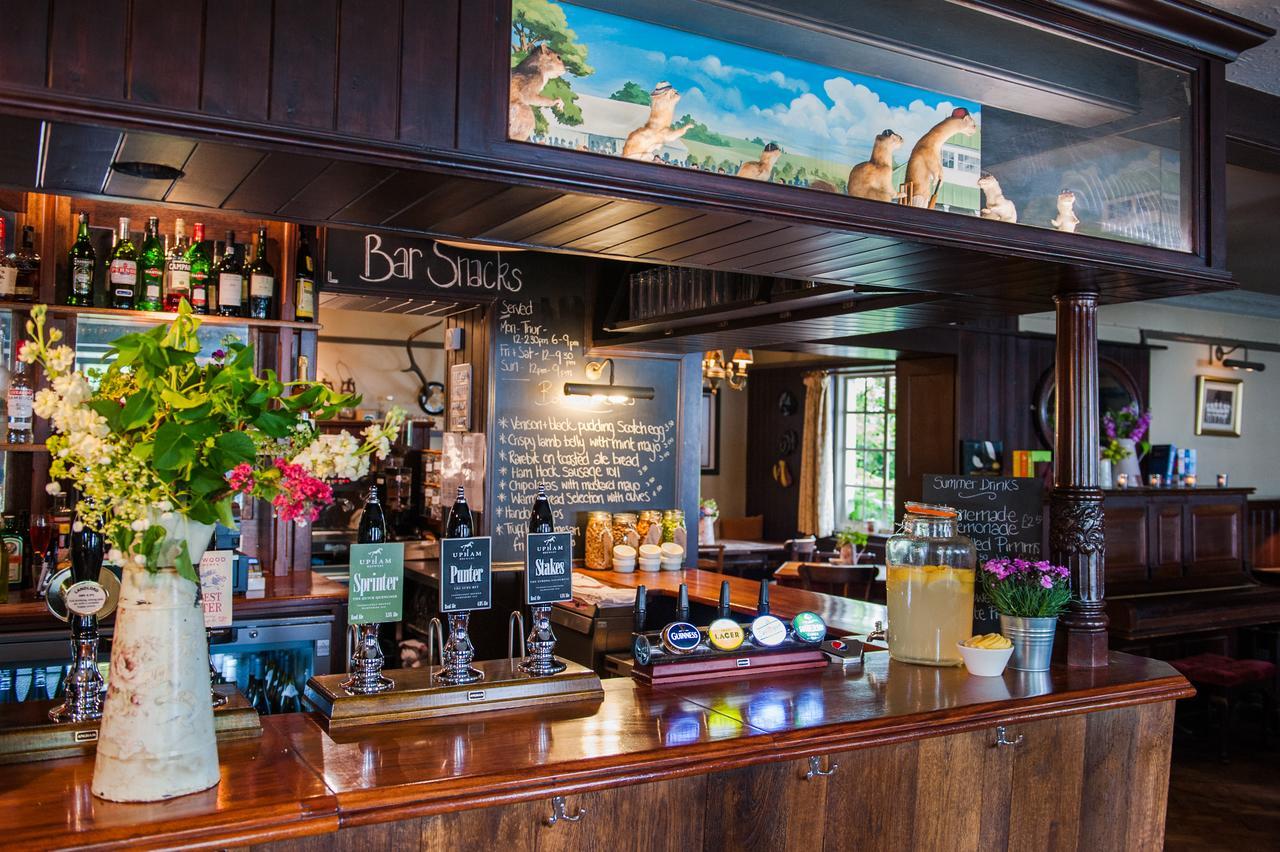 The Thomas Lord Hotel West Meon Kültér fotó